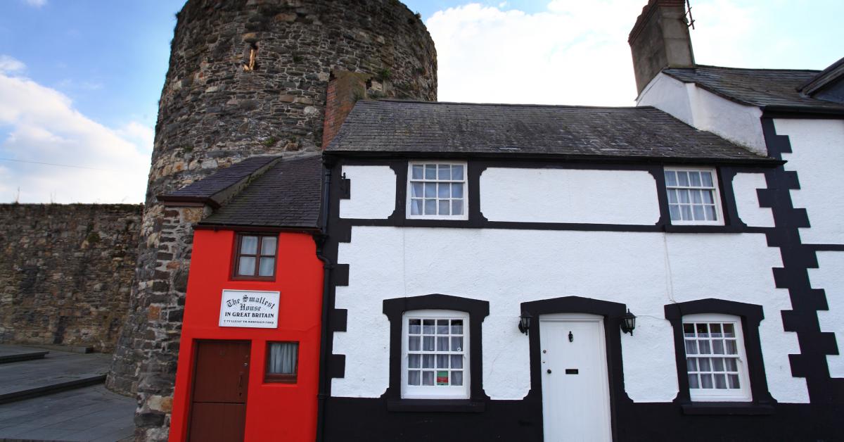 Holiday Cottages Apartments In Conwy From 43