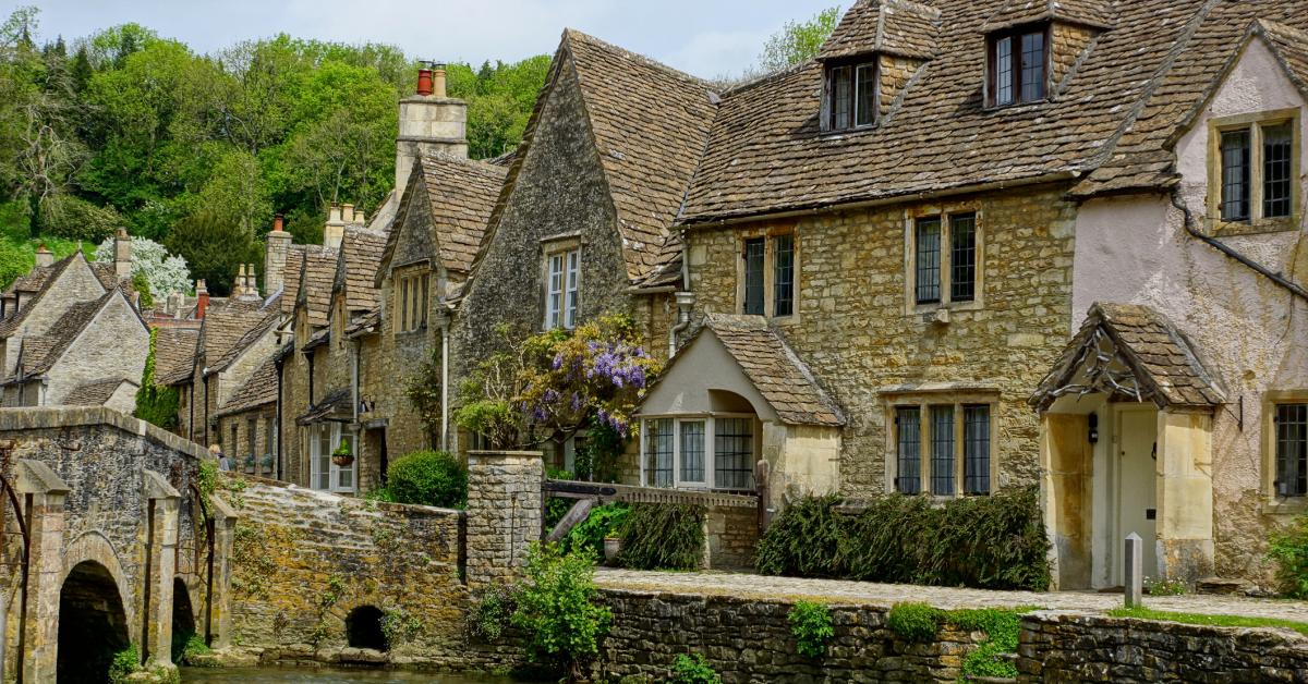 Holiday Cottages Apartments In Winchcombe From 57