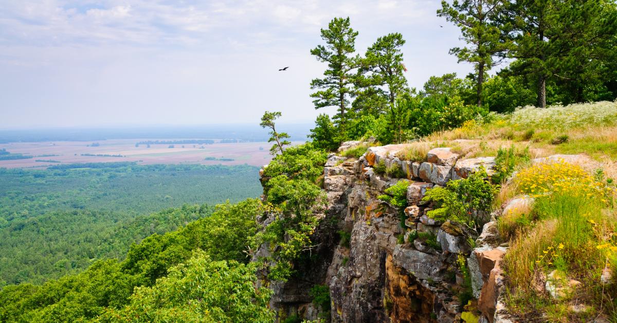 Petit Jean State Park Vacation Rentals From 56 Hometogo