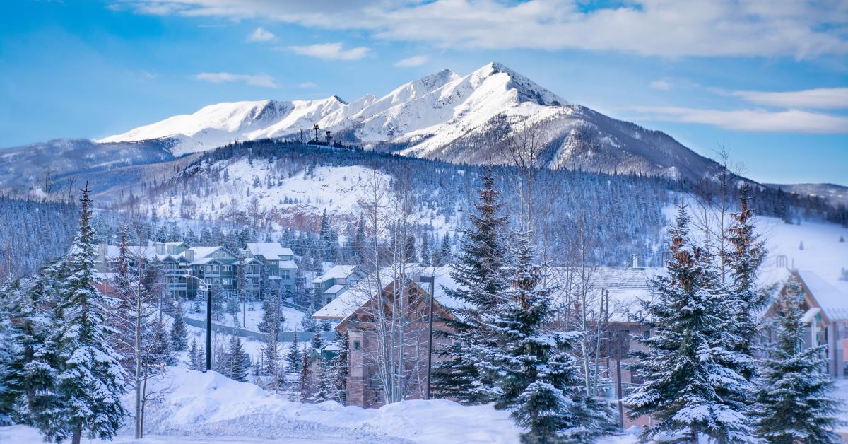 Luxury Vacation Rental Home: Silverthorne, Copper Mountain, Hot Tub, near  skiing, golfing, views, – Summit Luxury Estates