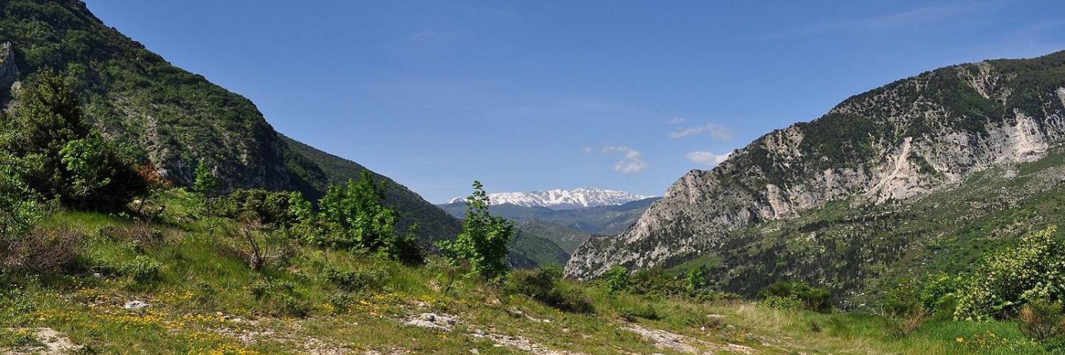 Escursioni in Abruzzo: i Migliori Sentieri per il Trekking - CaseVacanza.it