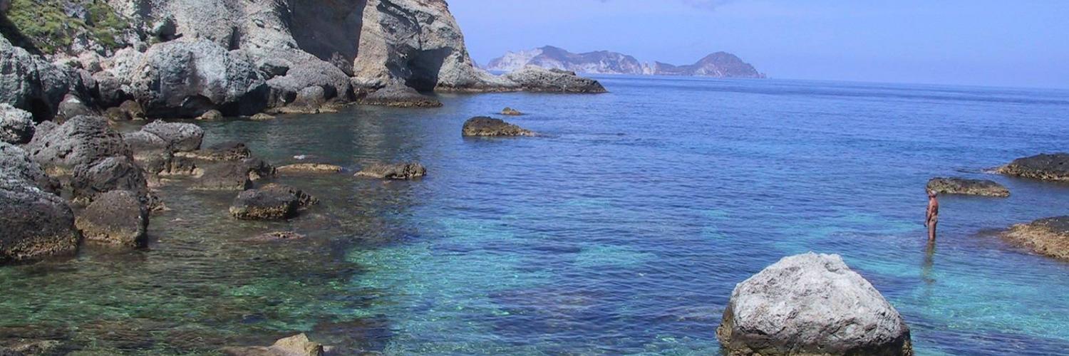 Isola di Ponza: le 10 spiagge più belle - CaseVacanza.it