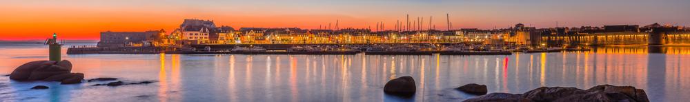 Haven van Concarneau in de nacht
