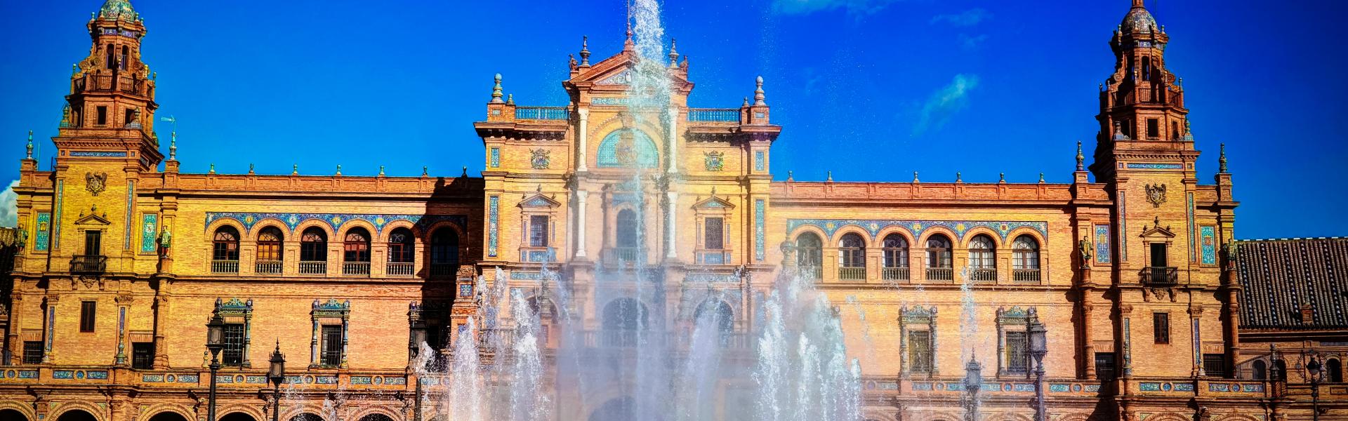 HomeToGo publica el Top 20 para Semana Santa 2025 - HomeToGo
