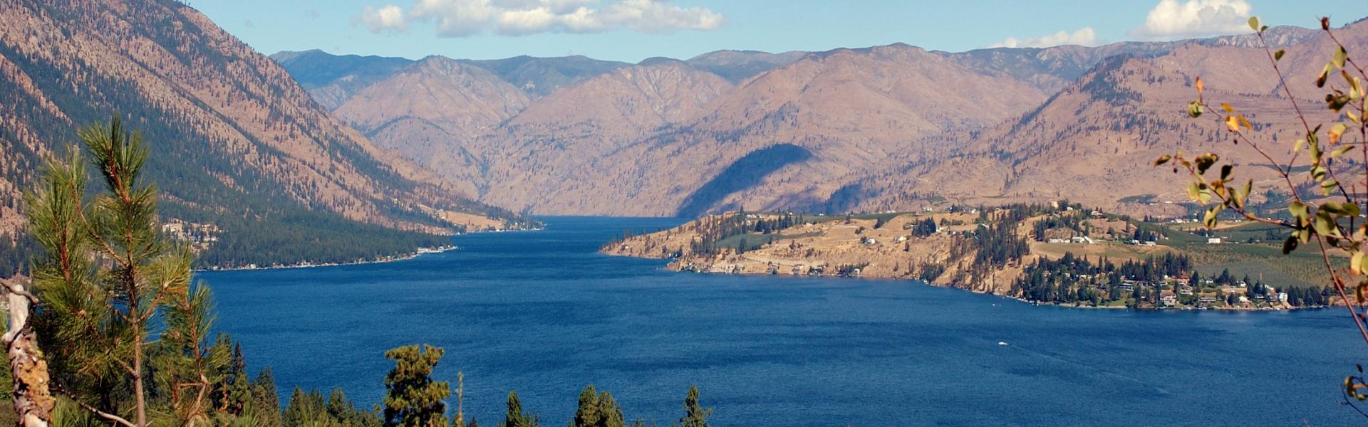 Vacation Rentals in Lake Chelan - HomeToGo