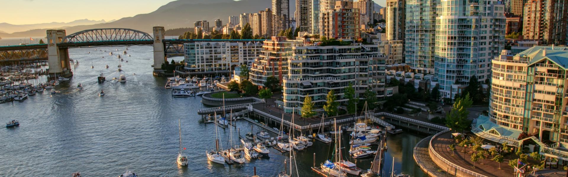 North Vancouver Vacation Rentals - HomeToGo