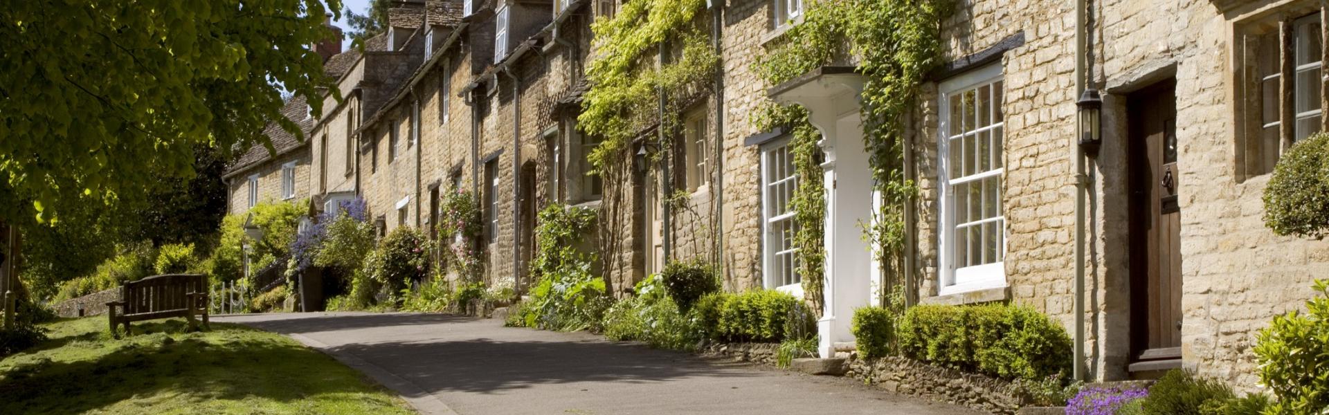 Holiday lettings & accommodation in Witney - HomeToGo