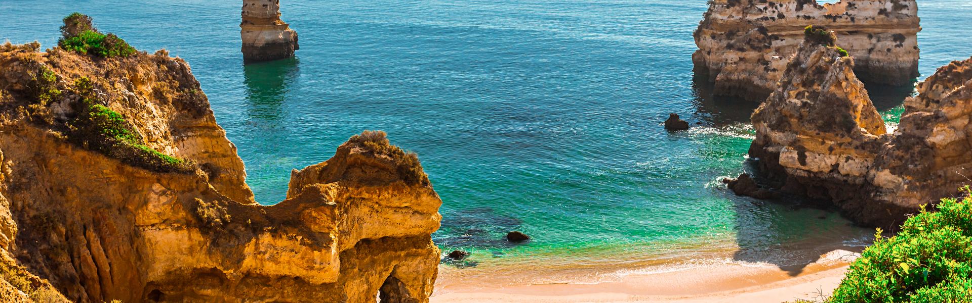 Ferienwohnungen & Ferienhäuser für Urlaub an der Costa Verde in Portugal - Casamundo