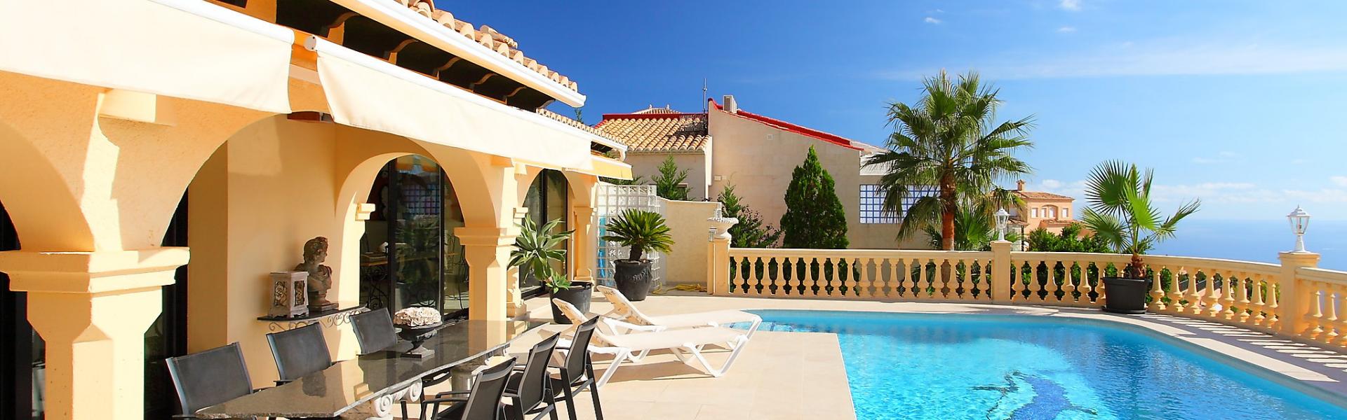 Vakantiehuizen en appartementen Cala Sant Vicenç - HomeToGo