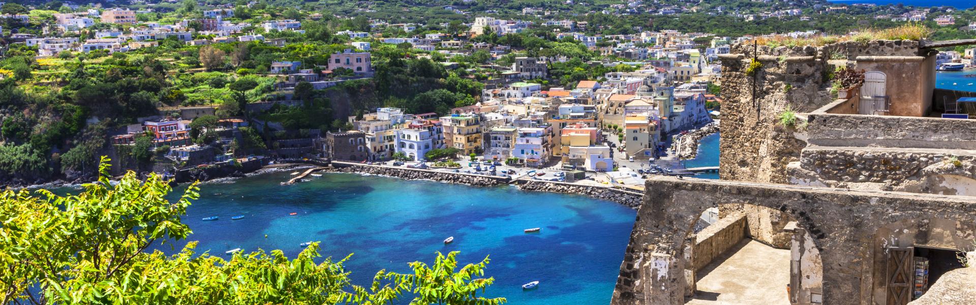 Find the perfect vacation home on Ischia - Casamundo