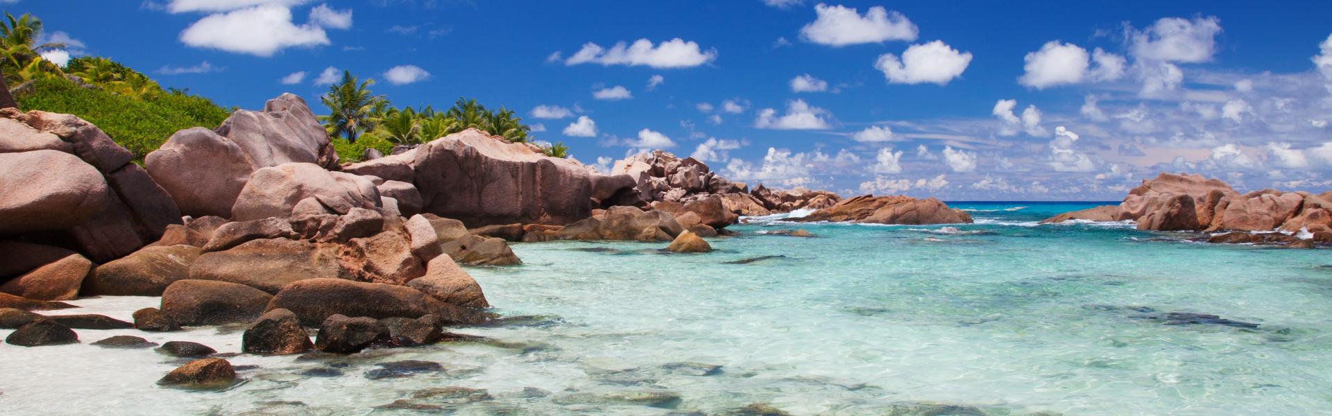 Organiza tu viaje y encuentra alojamiento en las Seychelles - HomeToGo