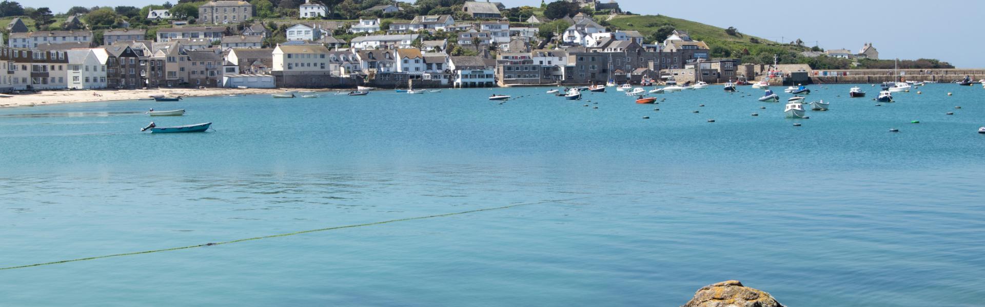 Holiday Cottages & Accommodation in Isles of Scilly - HomeToGo