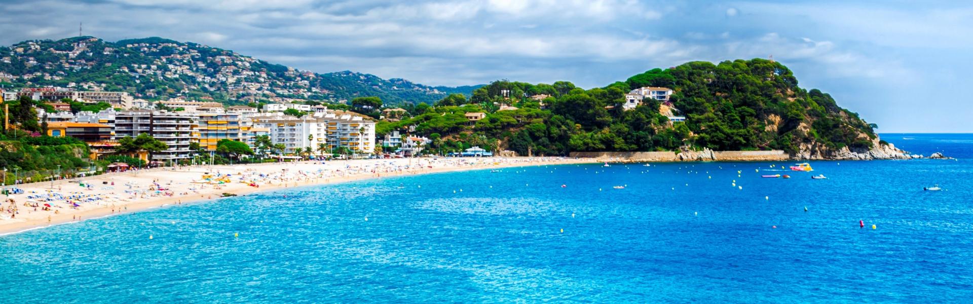 Holiday houses & accommodation in Lloret de Mar - HomeToGo