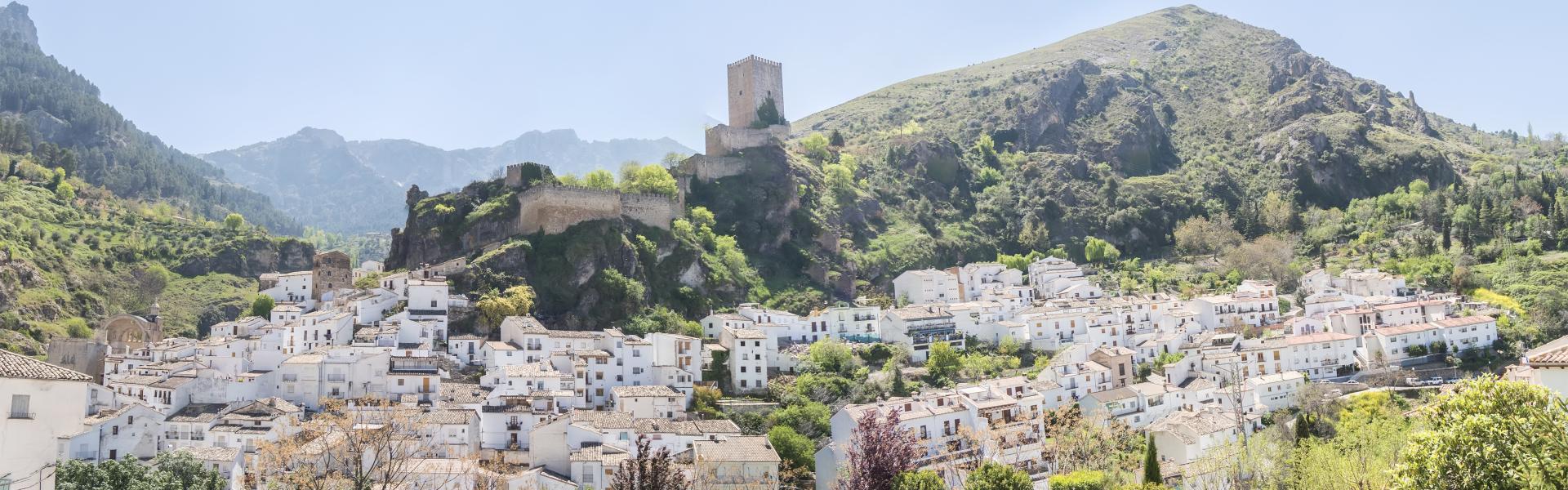 Holiday lettings & accommodation in Cazorla - HomeToGo