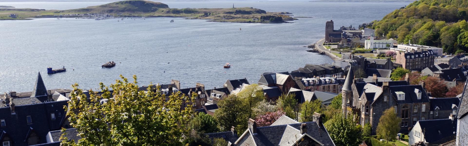 Holiday Cottages & Accommodation in Oban - HomeToGo