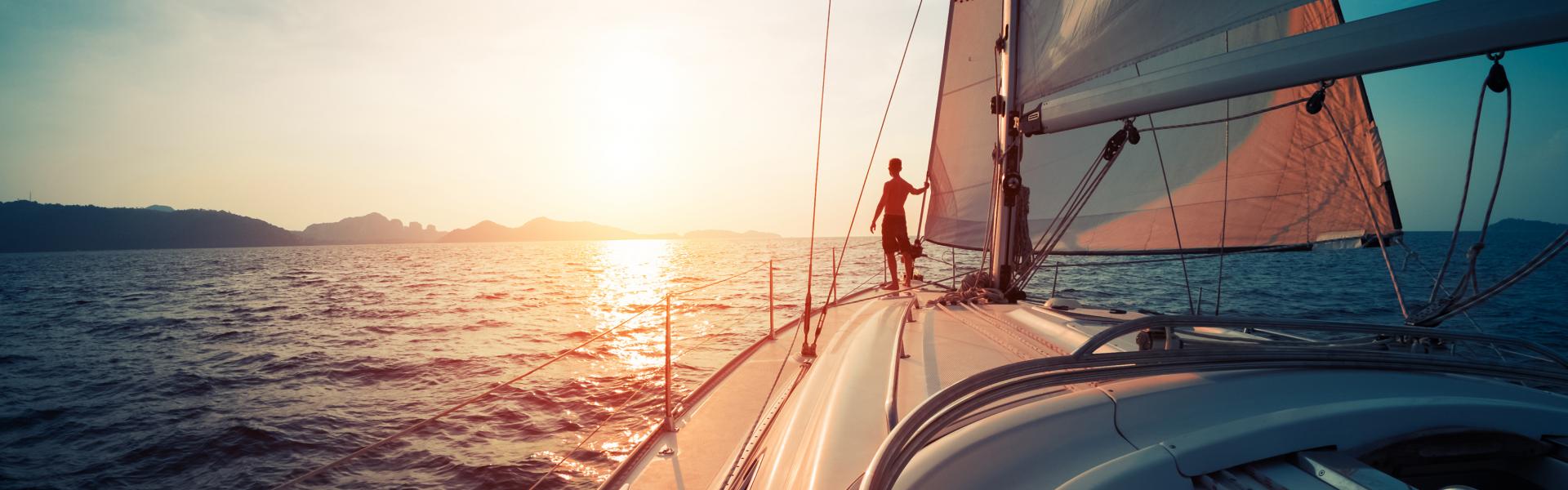 Sailing Vacations in the Caribbean - HomeToGo
