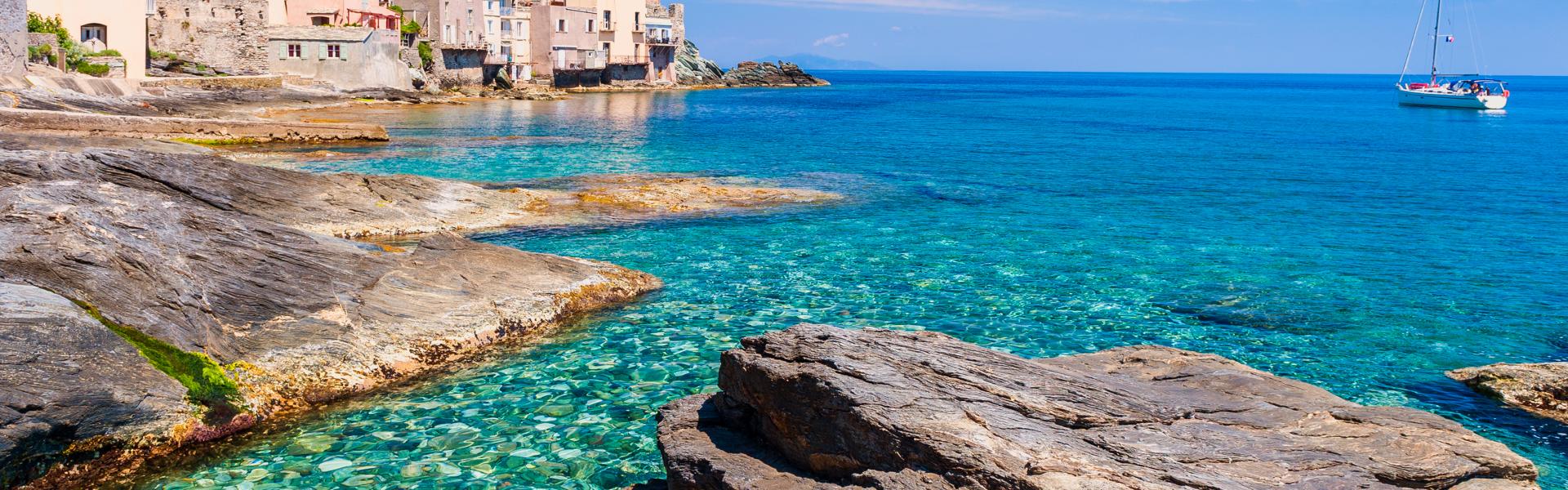 Locations de vacances et chambres d'hôtes au Cap Corse - Casamundo