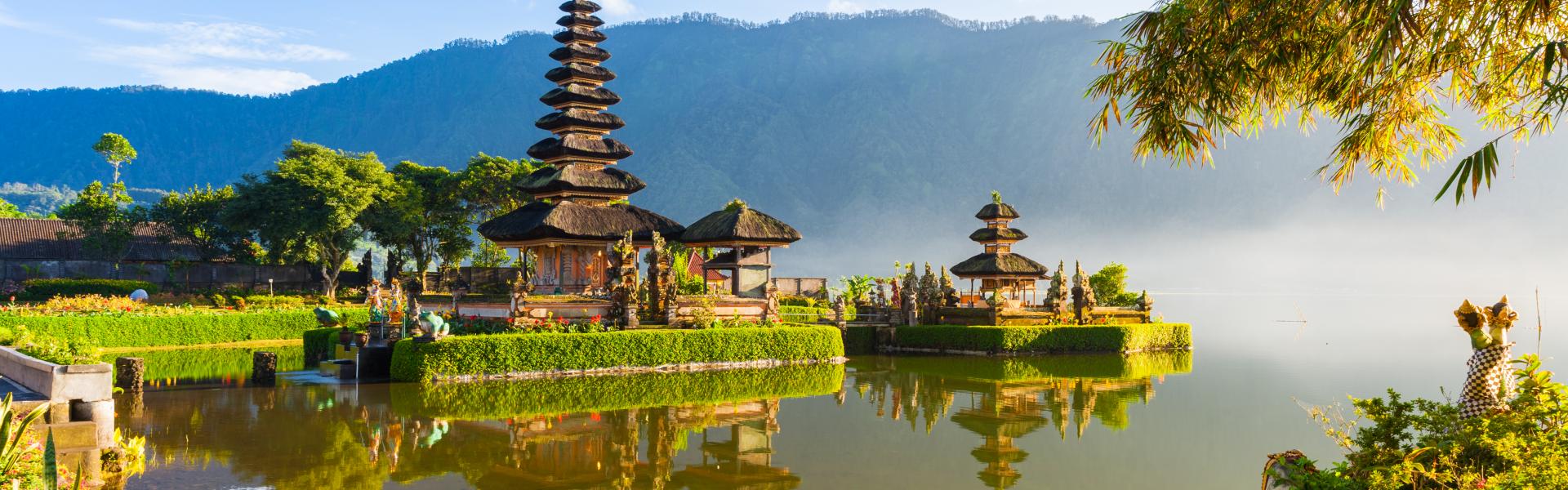 Ferienhäuser & Unterkünfte in Indonesien  - HomeToGo
