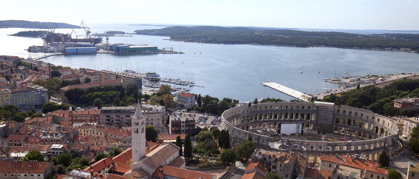 Holiday lettings & accommodation in Pula - Wimdu