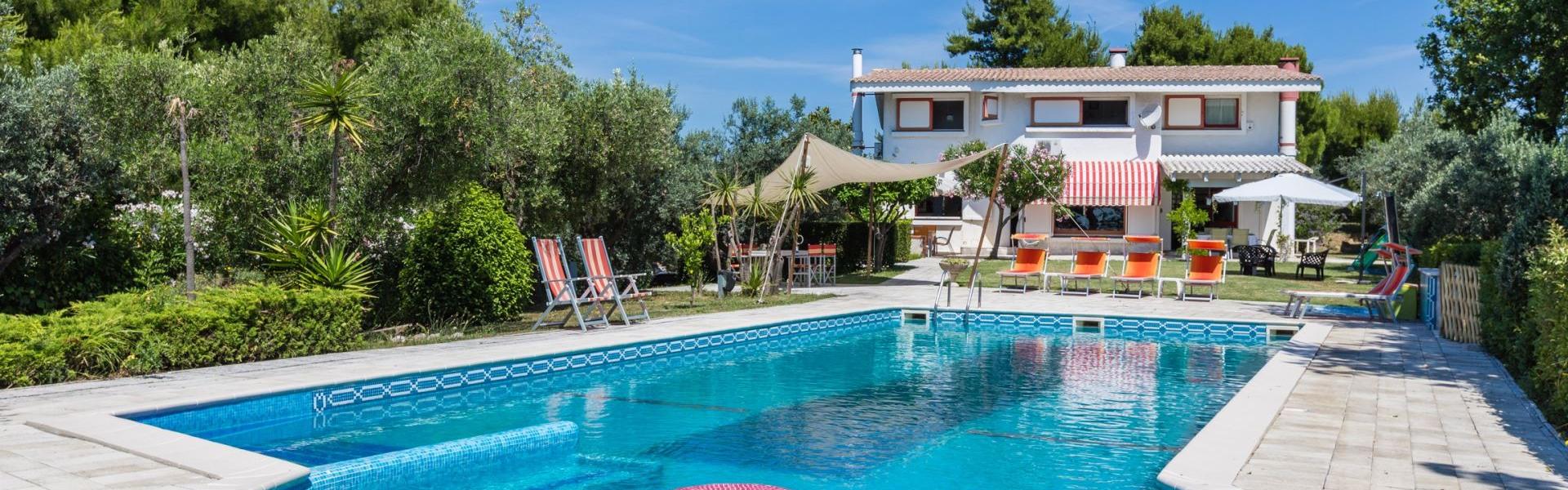Case e appartamenti vacanza ad Alba Adriatica - HomeToGo