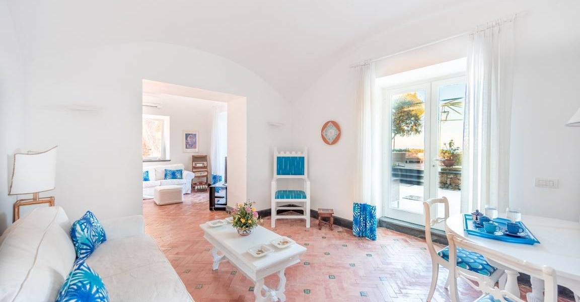 Case e appartamenti vacanza a Villammare - HomeToGo