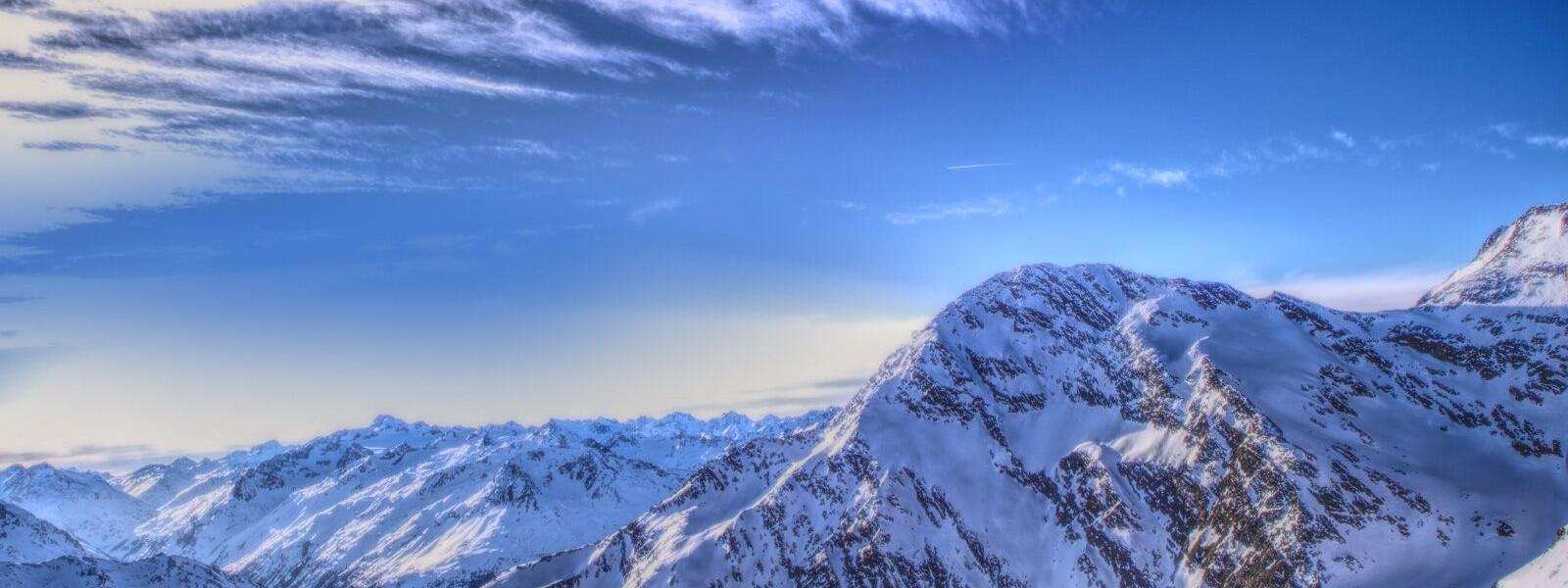 Stubaital, Winterlandschaft der Stubaier Alpen in Österreich