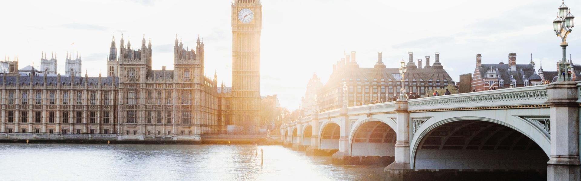 Sunset in London in front of the BigBen