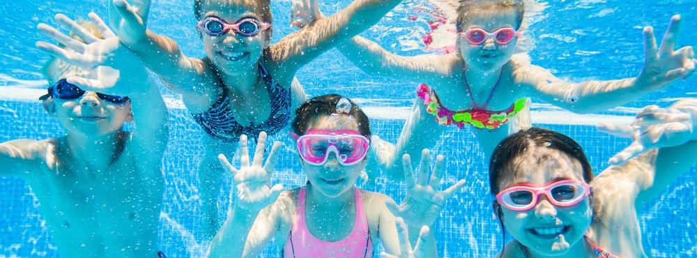 
                          Deutschland - Die 10 besten Schwimmbäder
                       - Interhome