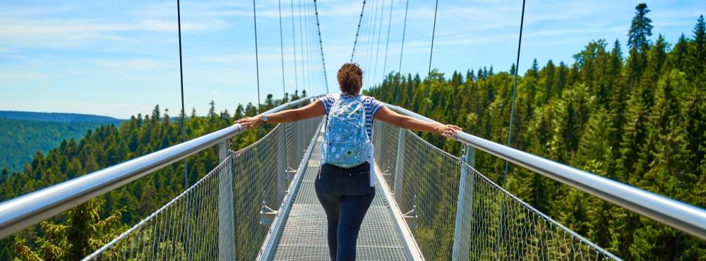 
                          Wandern: Die 10 schönsten Hängebrücken in Deutschland
                       - Interhome