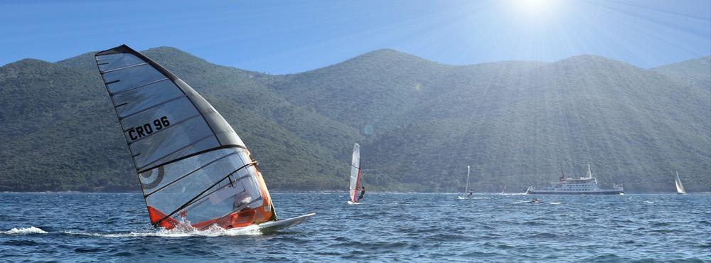 
                          Die besten Surfspots in Kroatien
                       - Interhome