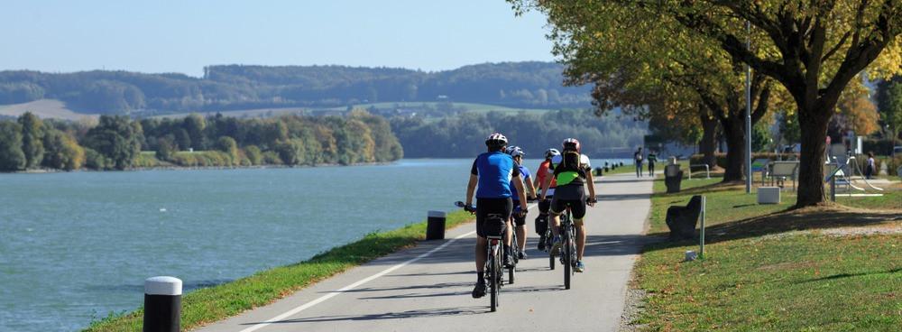 
                          Radwege in Österreich für Familien
                       - Interhome