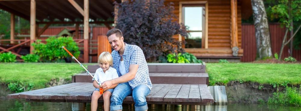 
                          9 mooiste vakantiehuizen aan een meer in Europa
                       - Interhome