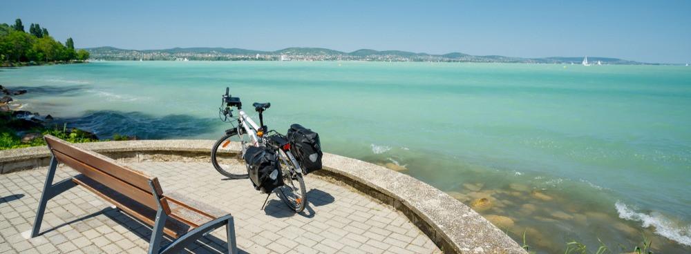 
                          Die 10 schönsten Radwege am Balaton
                       - Interhome