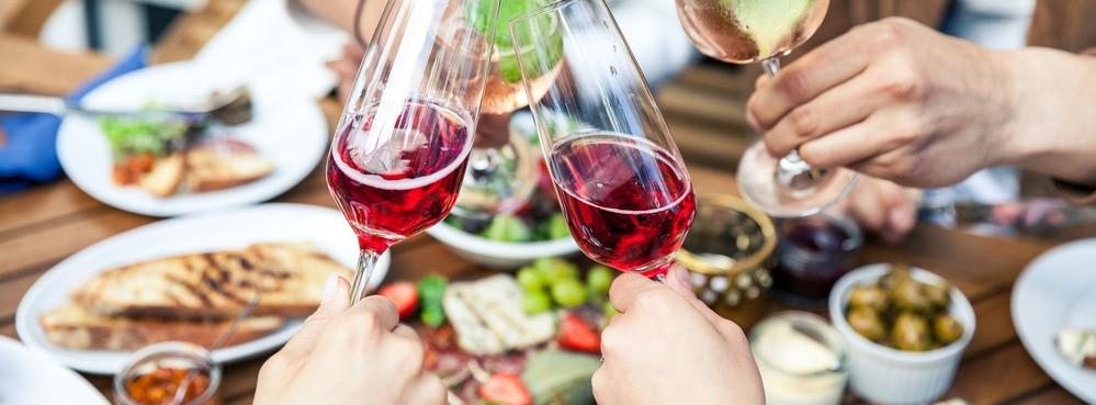 
                          Kuchnia hiszpańska: specjały z regionów
                       - Interhome