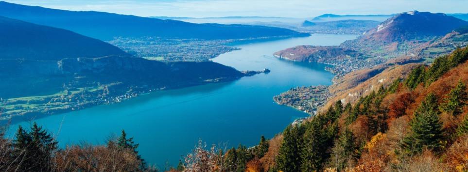 
                          Les plus beaux lacs de France pour les vacances
                       - Interhome