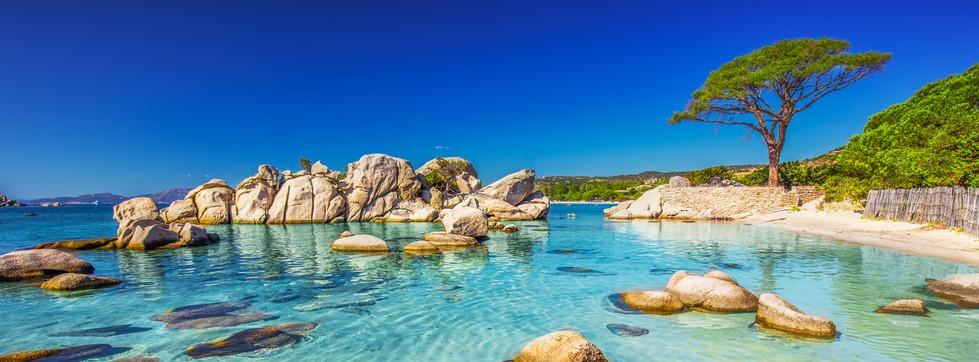 
                          Les plus belles plages de Corse
                       - Interhome