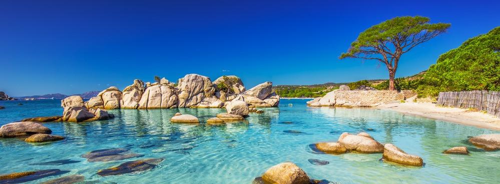 
                          Die 10 schönsten Strände auf Korsika
                       - Interhome