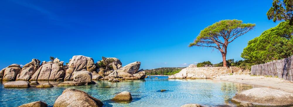 
                          Die 10 schönsten Strände auf Korsika
                       - Interhome