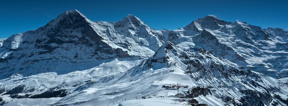 
                          Die 10 schönsten Skigebiete im Berner Oberland
                       - Interhome