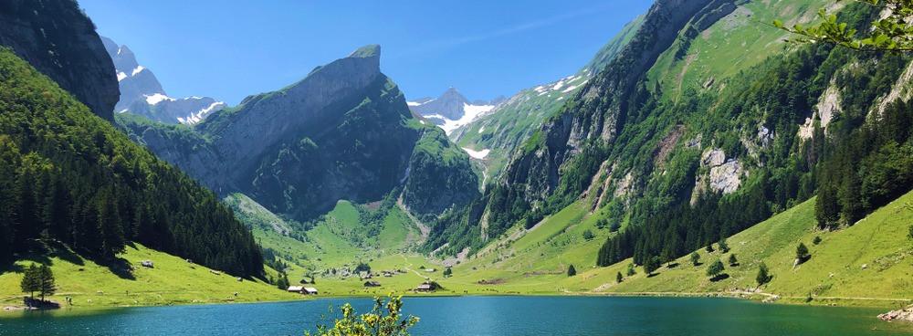 
                          De mooiste wandelingen in Zwitserland
                       - Interhome