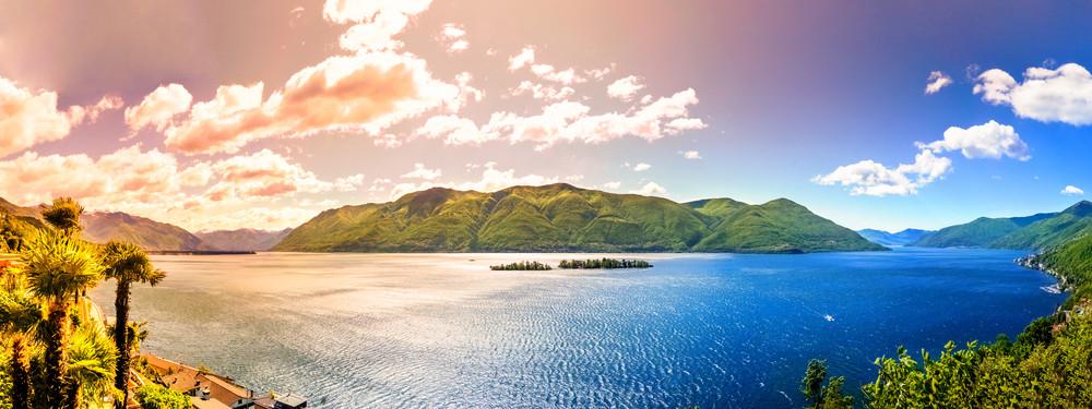 
                          Die 10 schönsten Seen in Italien
                       - Interhome