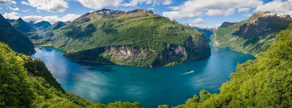 
                          Najpiękniejsze fiordy i jeziora w Norwegii
                       - Interhome