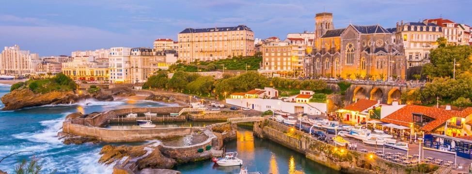 
                          Les 10 plus beaux lieux à visiter à Biarritz
                       - Interhome