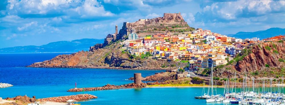 
                          Die 10 schönsten Orte auf Sardinien
                       - Interhome