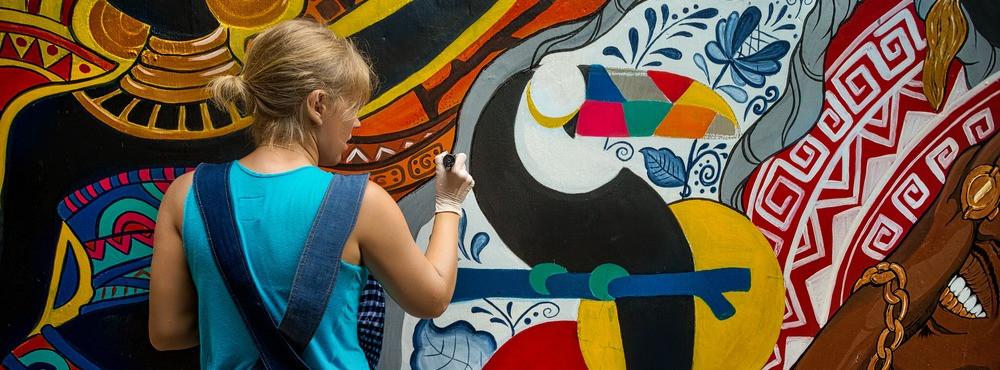 
                          Szlakiem najsłynniejszych murali na świecie
                       - Interhome