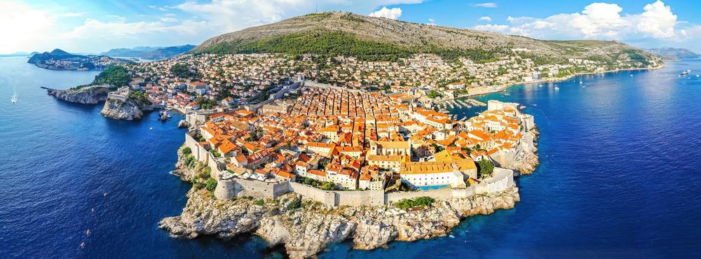 
                          Europa: Die schönsten Städte am Meer
                       - Interhome