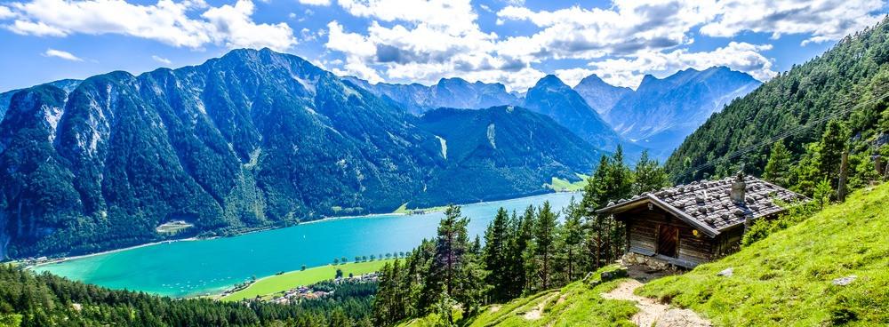 
                          Genuss pur: Wanderungen am Achensee
                       - Interhome
