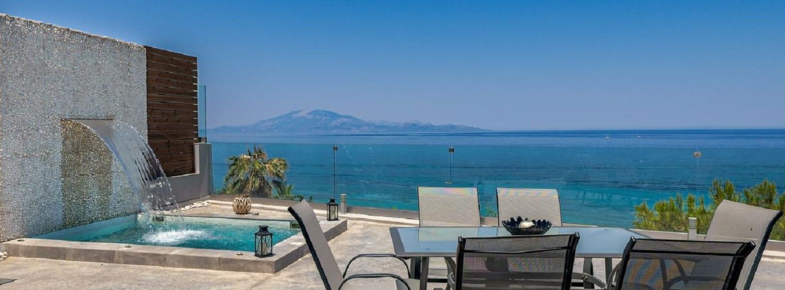 
                          10 geweldige vakantiehuizen met zeezicht
                       - Interhome