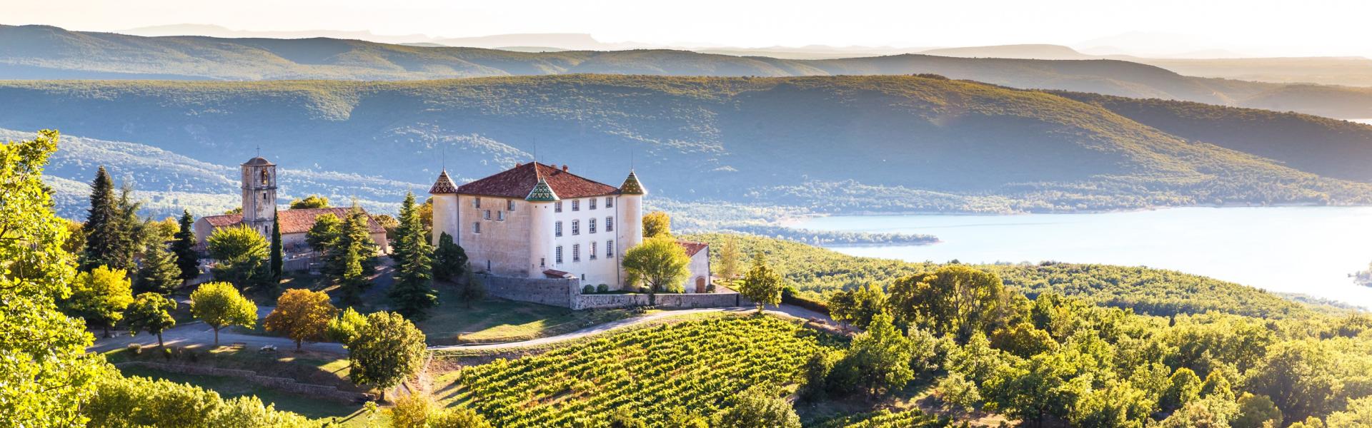 
                          Najsłynniejsze regiony winiarskie Francji
                       - Interhome