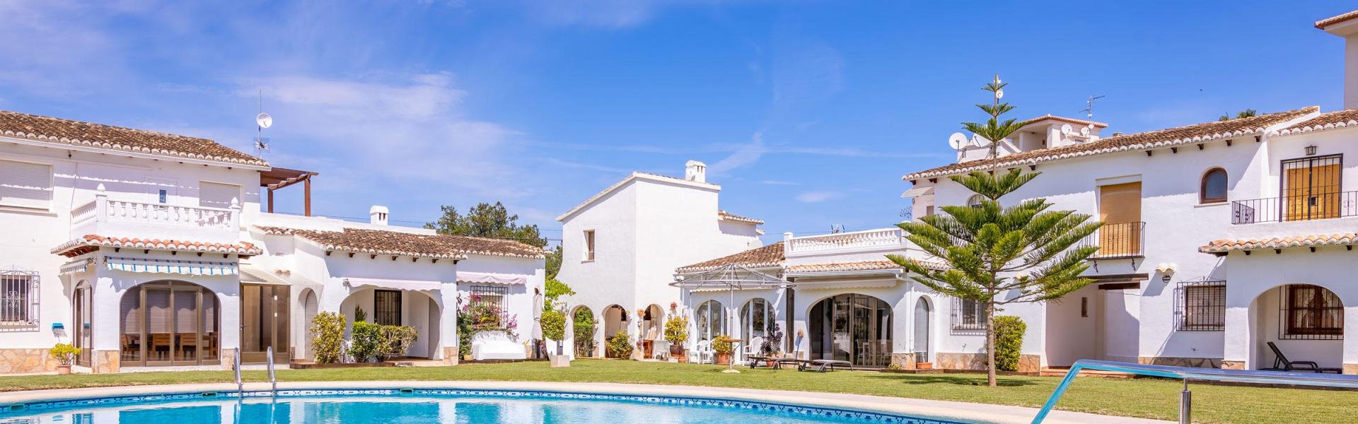 Book cheap holiday homes - Interhome